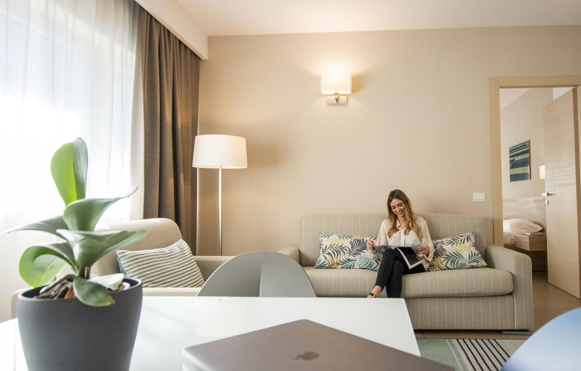 Hotel Dimorae Rooms And Suites - Apartments Civitanova Marche Kültér fotó