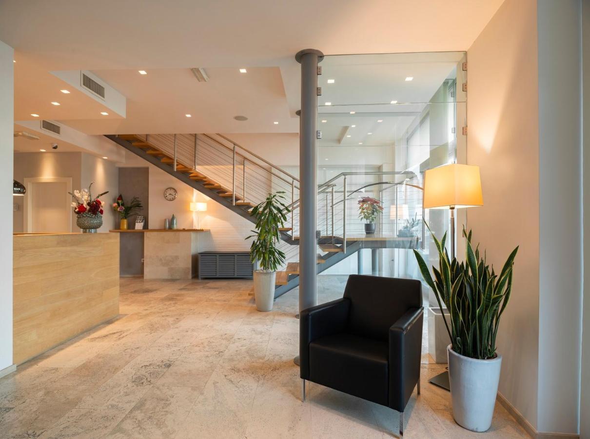 Hotel Dimorae Rooms And Suites - Apartments Civitanova Marche Kültér fotó